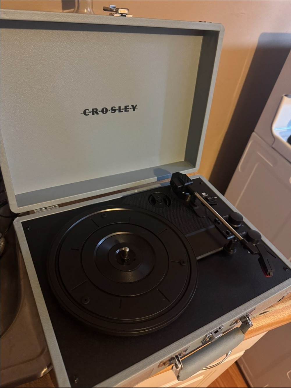 Crosley Cruiser Plus Portable Turntable - Picture 4 of 5